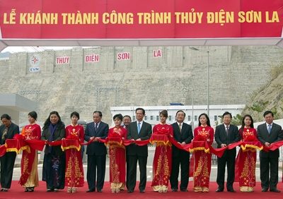 Khánh thành công trình Thủy điện Sơn La